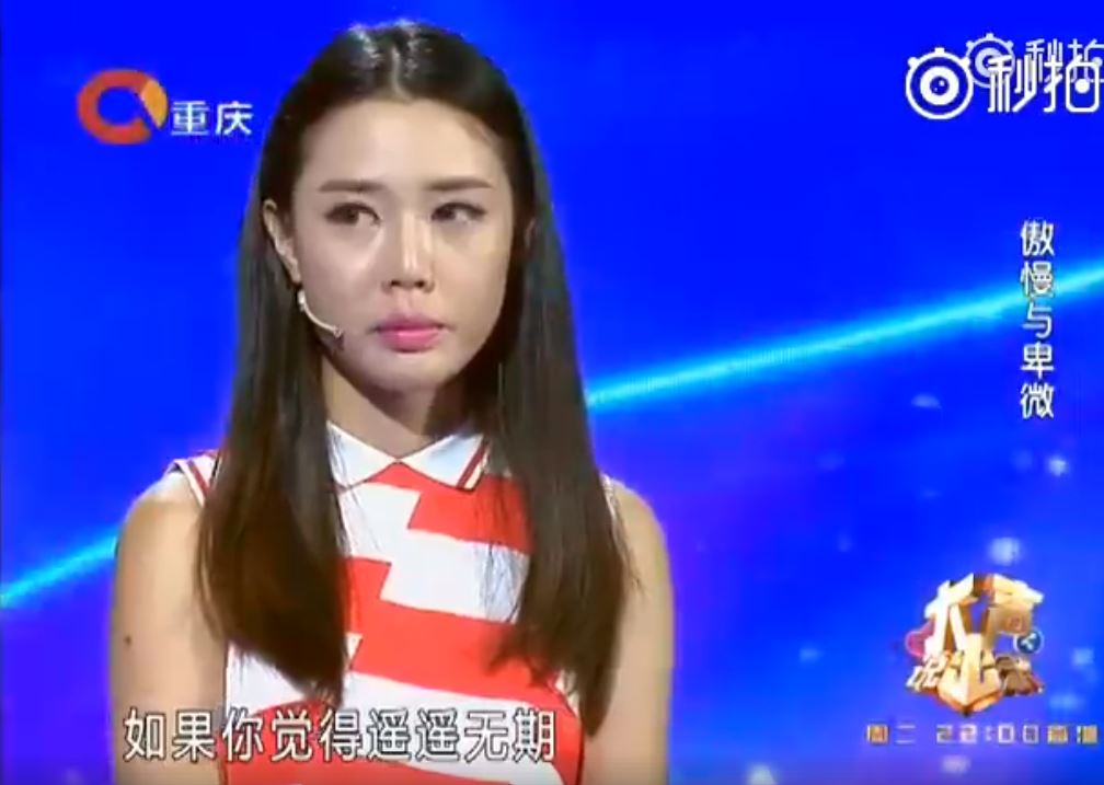 她為了愛「卑微到甘願放棄一切」卻換來…情感導師「一針見血愛情觀」令網友全都落淚！