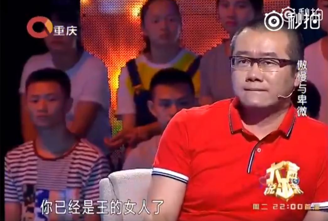她為了愛「卑微到甘願放棄一切」卻換來…情感導師「一針見血愛情觀」令網友全都落淚！