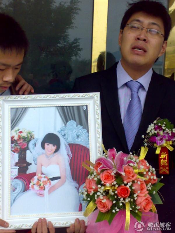 新人將婚禮「改辦在火葬場」親友全疑惑　直到當天走進現場全哭到無力....