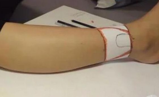 女子午睡醒來驚見「自己的腿」放聲尖叫！沒想到丈夫竟對她做「一件事」...差點被她打死！