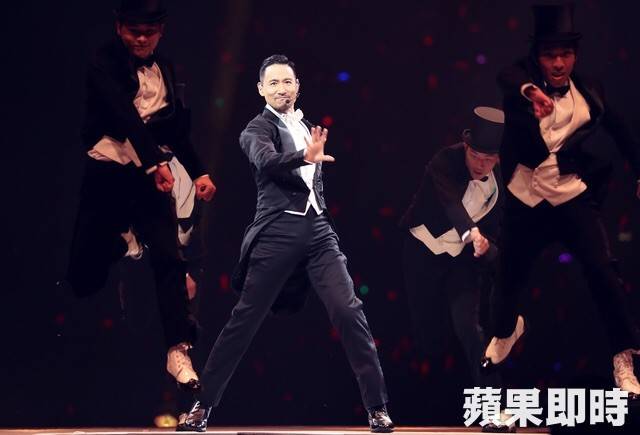 離婚韓瑜4年！孫協志認了「接送小14歲嫩妹」爆新戀情　互動曖昧「直接載回住處」他出面回應