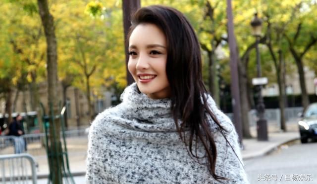 嫁豪門卻「從不炫富」的4位女星！老公都是總裁、「她」更被稱嫁入豪門的模範！