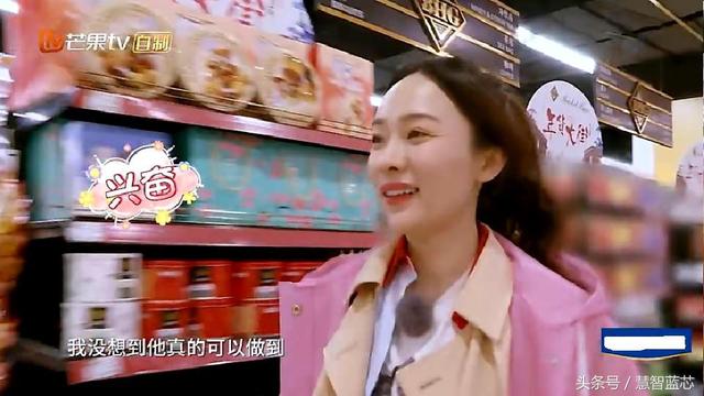 嗯哼在賣場走丟「找不到媽媽」，竟當機立斷決定...「超機智反應」連媽媽都不相信！