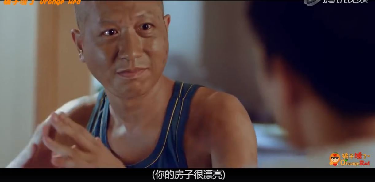 「啞巴父親」帶著水果來公司找兒子，兒子卻「一臉難為情」不願見他！直到他發現...