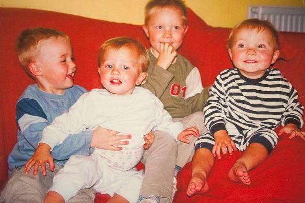 她短短2年「生下兩對雙胞胎兒子」！第3胎產檢醫生宣布「500000分之1超罕見機率」轟動全球