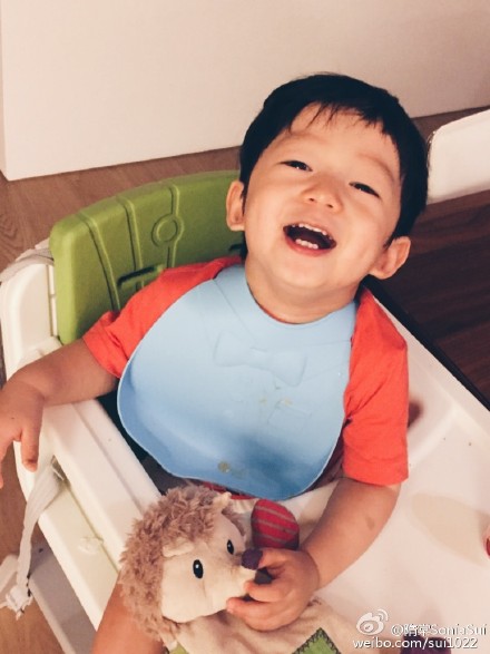 隋棠兒子超愛黏爸爸，老爸Tony的「這段話」竟引發網友反省「如何當父母」！