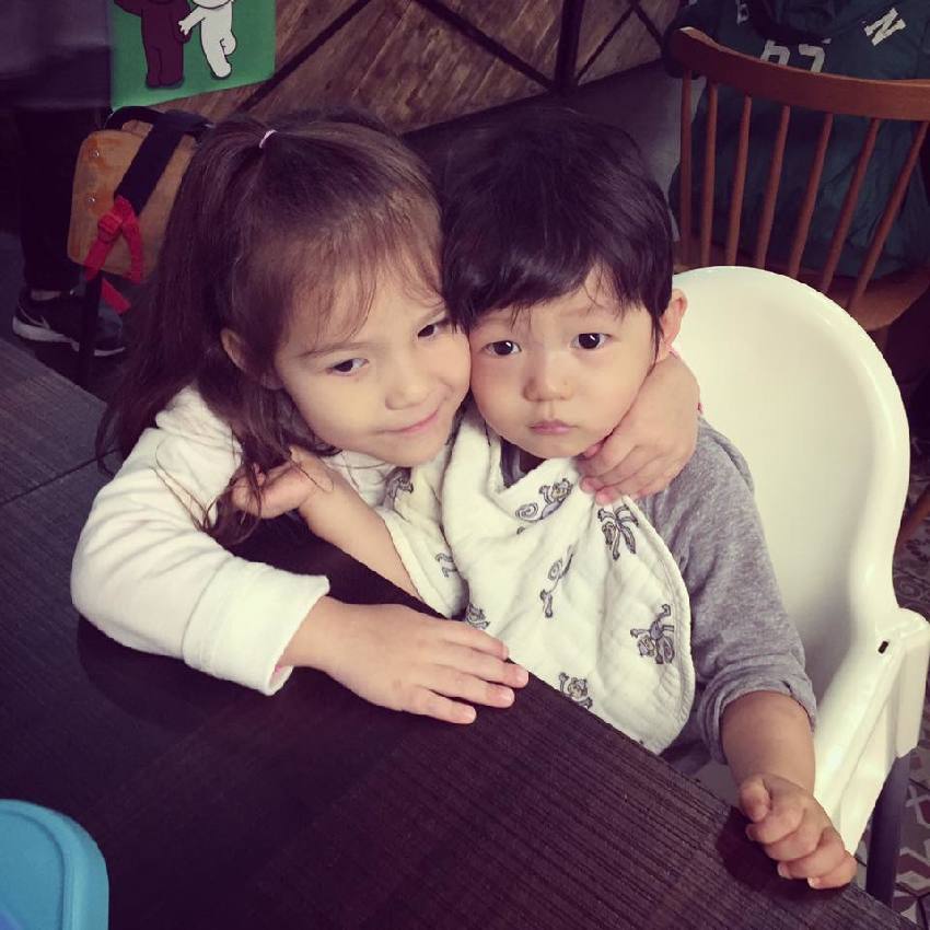 隋棠兒子超愛黏爸爸，老爸Tony的「這段話」竟引發網友反省「如何當父母」！