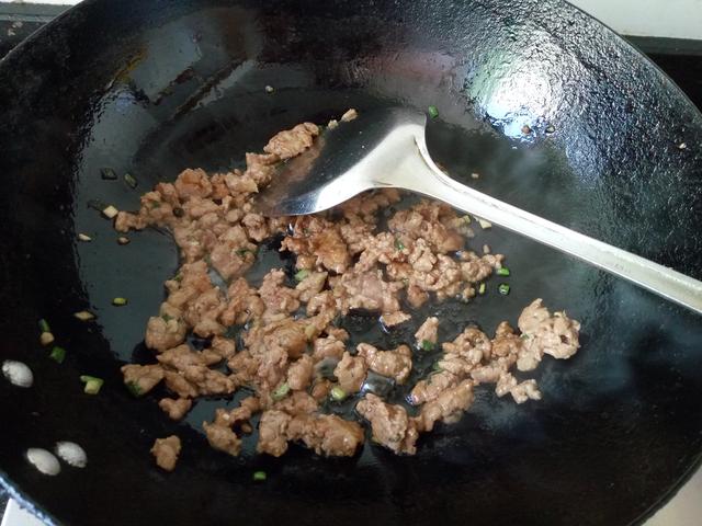 超好吃「肉末玉子豆腐」，蒸一蒸10分鐘就上桌，下班回家晚也不怕！