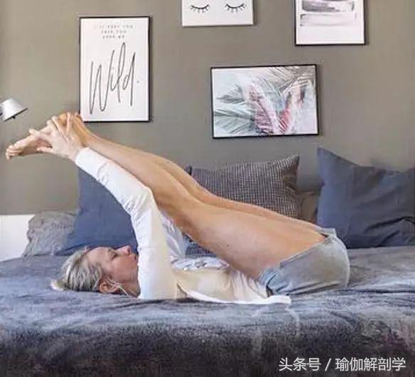 越拉越漂亮！每天拉拉筋「大腿又瘦又修長」40歲變25歲「瘦身顯年輕」