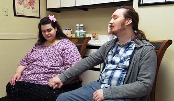 棉花糖女孩「為愛甩肉近200公斤」超艱辛！瘦下來長相「激似奧黛莉赫本」卻和男友分手