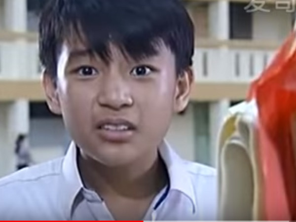 還記得《小孩不笨》超重義氣的他嗎？　16年後娶空姐「晉升人夫」網驚：完全認不出來...