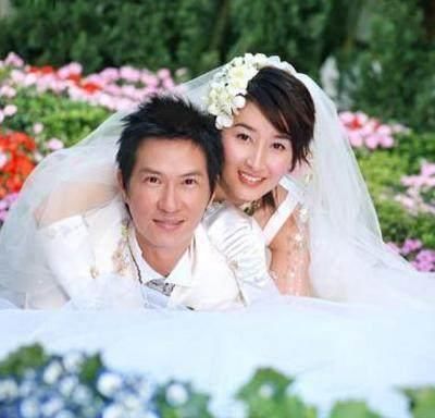 他曾「替周星馳舔鞋」跑龍套演配角20年！卻靠一部電影「得7個影帝」周潤發都嫉妒