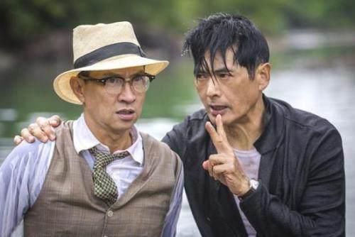 他曾「替周星馳舔鞋」跑龍套演配角20年！卻靠一部電影「得7個影帝」周潤發都嫉妒