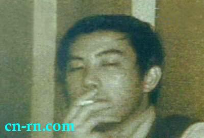 認得出是誰嗎?政壇大咖「29歲盛世美顏曝光」 網戀愛:「好像日劇女主角」