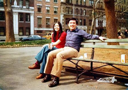 認得出是誰嗎?政壇大咖「29歲盛世美顏曝光」 網戀愛:「好像日劇女主角」