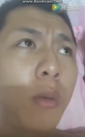 當年「藍瘦香菇」在網路竄紅!本尊被找出「19歲就追到正妹」反差超大 變人生勝利組逼哭所有人