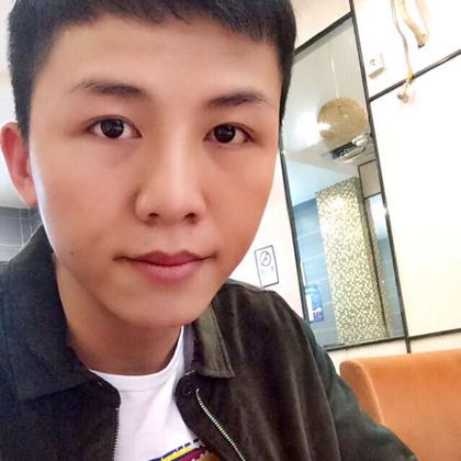 當年「藍瘦香菇」在網路竄紅!本尊被找出「19歲就追到正妹」反差超大 變人生勝利組逼哭所有人