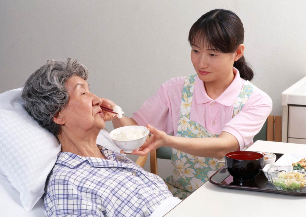 婆婆走後沒在人前哭！耿直媳婦「獨照送最後一程」卻被嫂子罵不孝　「冷回一句話」讓她們瞬間啞口無言