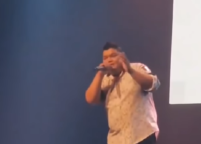 他演唱《涼涼》用高八度音「完美還原女聲」　第二段開口「楊宗緯出現」網友嚇傻：人體MP3？