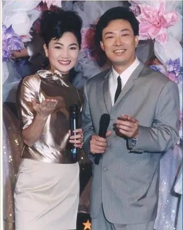 永遠的歌后！鳳飛飛「每次唱《掌聲響起》」為何泣不成聲　「憶起此生摯愛」情難控制訴思念