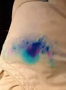 衣服不管染上什麼，用一招就能洗掉，太實用了