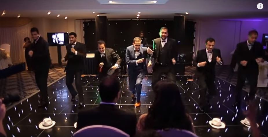 唯一掌上明珠出嫁...7兄弟合跳《獅子王》群舞嗨翻　以為沒了「突然拉新娘到中間」當場淚崩