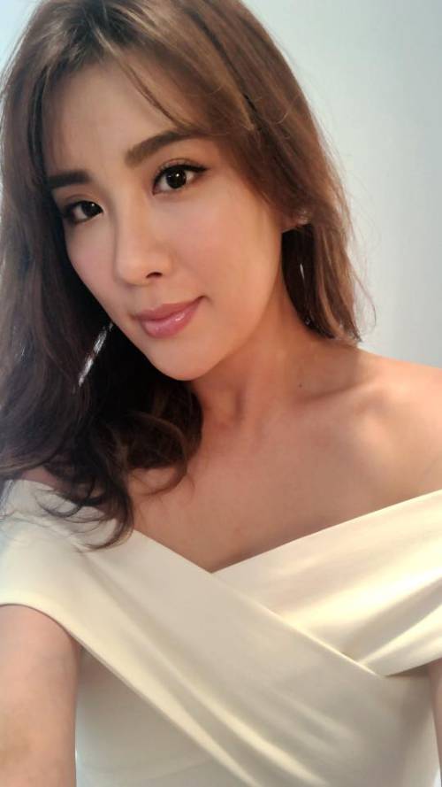 小禎曬照「和新歡十指緊扣」：是時候該公開了　網友誇讚：忠厚老實