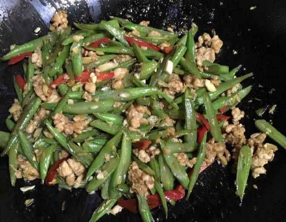 「四季豆」好吃卻難煮，教你一招  四季豆怎麼炒都好吃