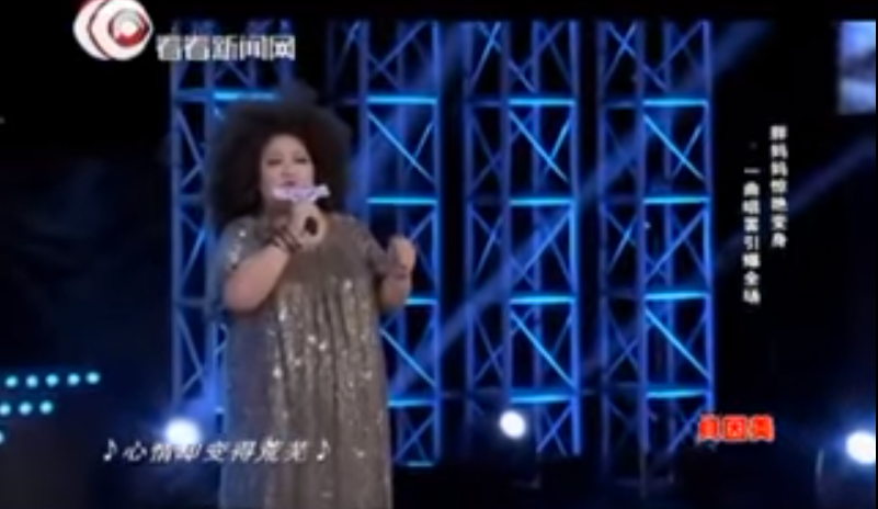 我原住民我驕傲！台灣碧昂絲「白天拉拔5孩子、夜間做清潔員」　淚勸：不要太早走入婚姻