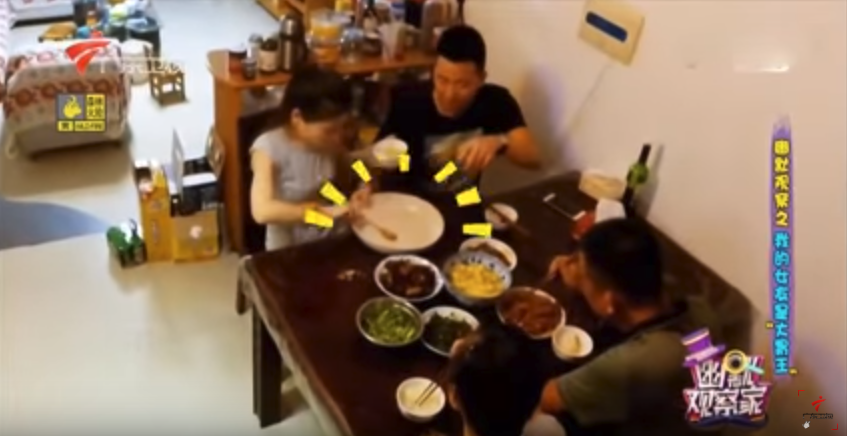 帶大胃王女友回家！爸爸見準媳婦「吃飯拿超大碗公」瞬間石化　偷瞄兒子「臉上表情出賣了他」：沒事沒事...