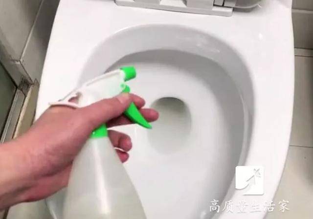 難怪花露水在國外賣那麼火！花露水有3大妙用「快買一瓶回家試試」