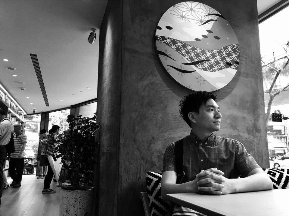員工尷尬地問：老闆，你能請我父親吃頓飯嗎？老闆的「霸氣回應」感動無數人！