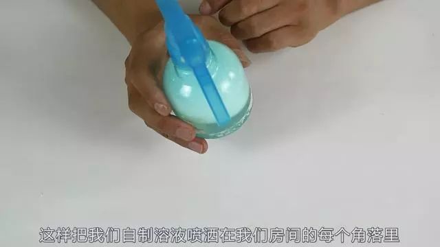 家裡蟑螂太多怎麼辦？試試這個土方法「只需2瓣大蒜」家裡蟑螂一鍋端