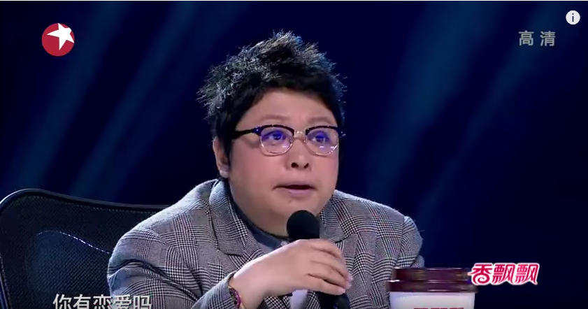 呆萌女孩「超純淨天籟」一唱全場就安靜下來！點閱破400萬網驚：這聲音可以停止戰火
