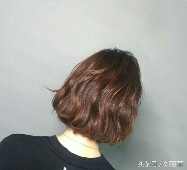 中年女性髪型無論怎麼剪千萬「不要錯過12款」！時尚減齡最優雅
