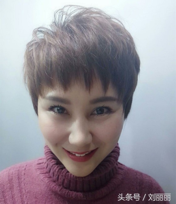 中年女性髪型無論怎麼剪千萬「不要錯過12款」！時尚減齡最優雅