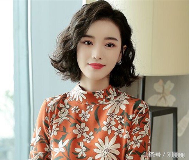 中年女性髪型無論怎麼剪千萬「不要錯過12款」！時尚減齡最優雅