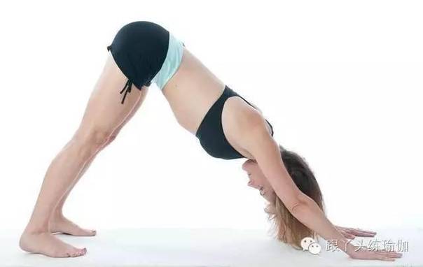 瑜伽動作：每天20分鐘「瘦大腿瘦小腹」吃多了就練起來吧