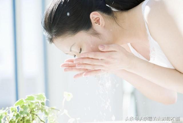 原來BB霜不是直接塗的，用了那麼久，現在才知道一直用錯了！怪不得容易浮粉脫妝！正確方法學起來！