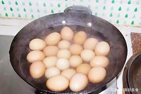 阿公牌滷蛋！獨家分享「30年滷蛋配方」風味獨特　越吃越涮嘴「是想念中的味道」