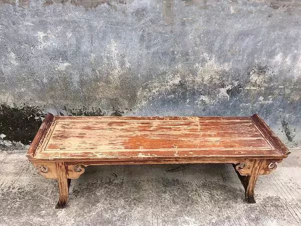 她30歲「不工作、沒男友」靠垃圾改造36坪老舊房　隱居山林「活成仙女模樣」成果美得不像話