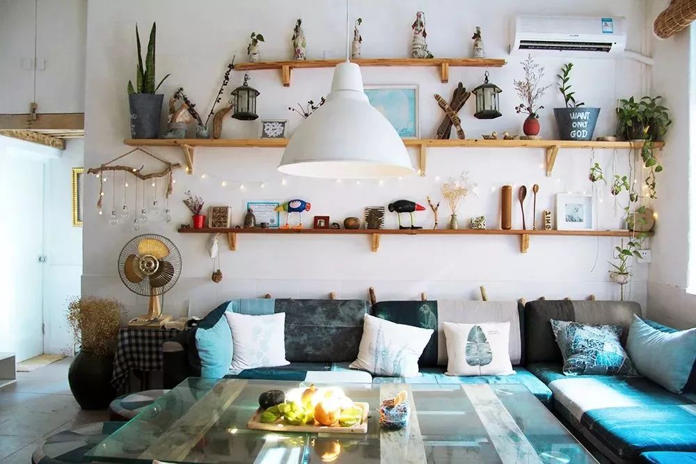 她30歲「不工作、沒男友」靠垃圾改造36坪老舊房　隱居山林「活成仙女模樣」成果美得不像話