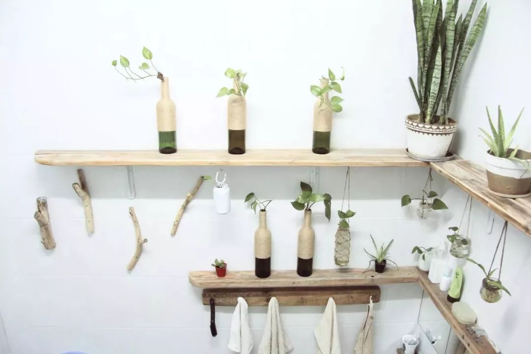 她30歲「不工作、沒男友」靠垃圾改造36坪老舊房　隱居山林「活成仙女模樣」成果美得不像話