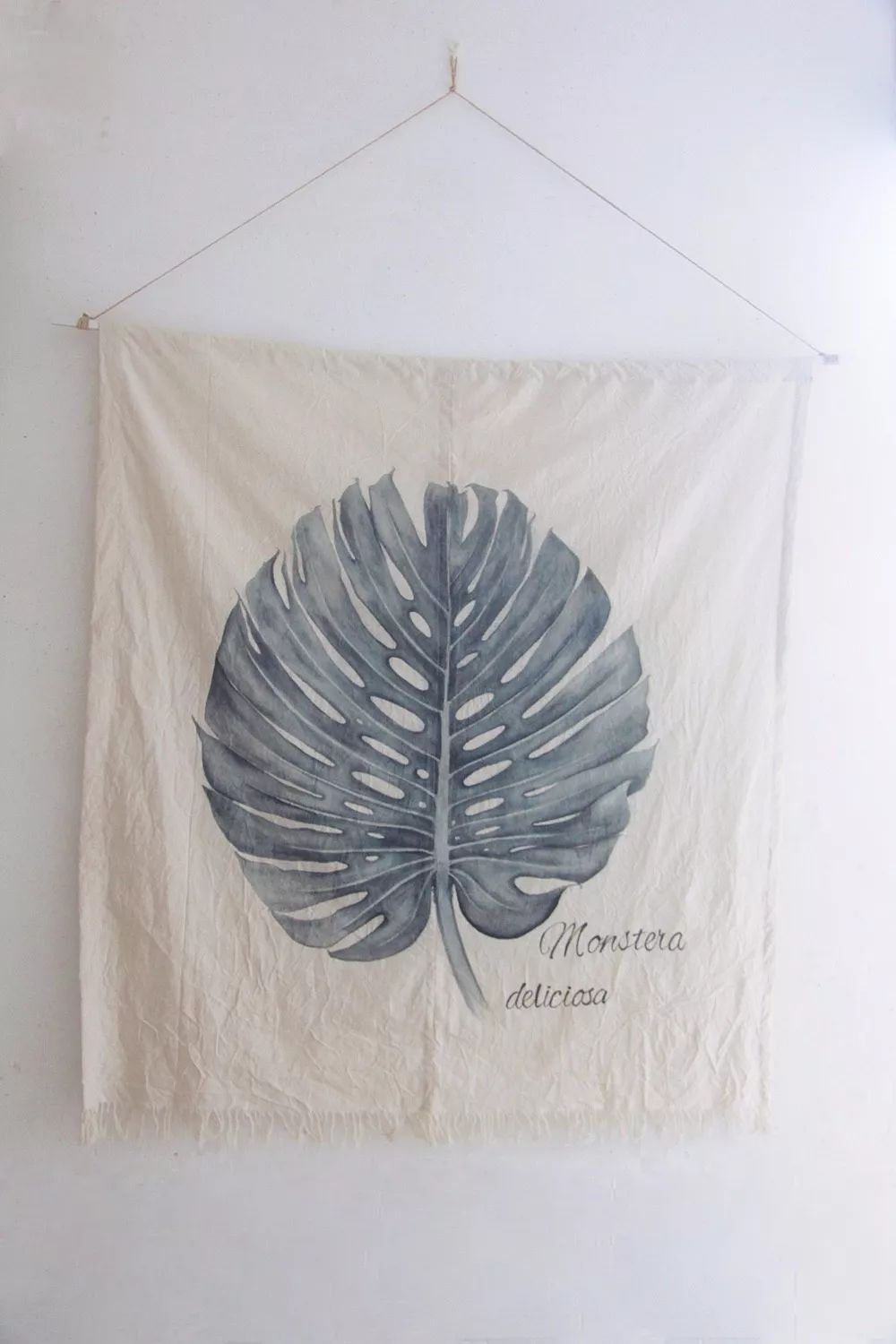 她30歲「不工作、沒男友」靠垃圾改造36坪老舊房　隱居山林「活成仙女模樣」成果美得不像話