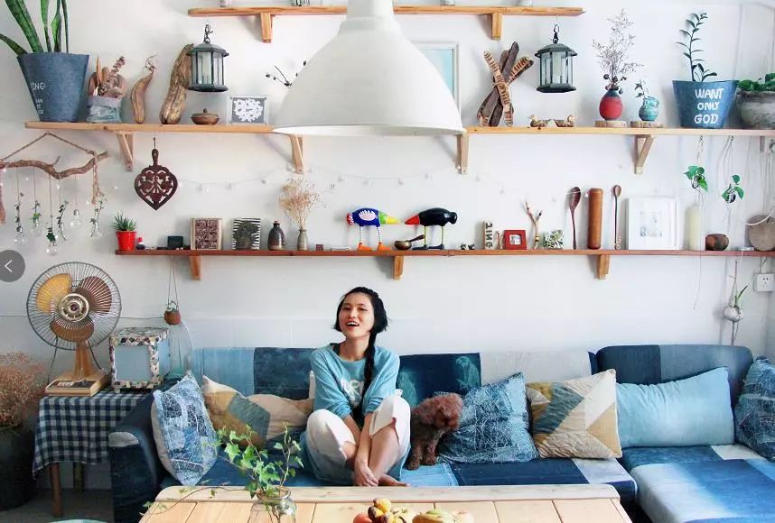 她30歲「不工作、沒男友」靠垃圾改造36坪老舊房　隱居山林「活成仙女模樣」成果美得不像話