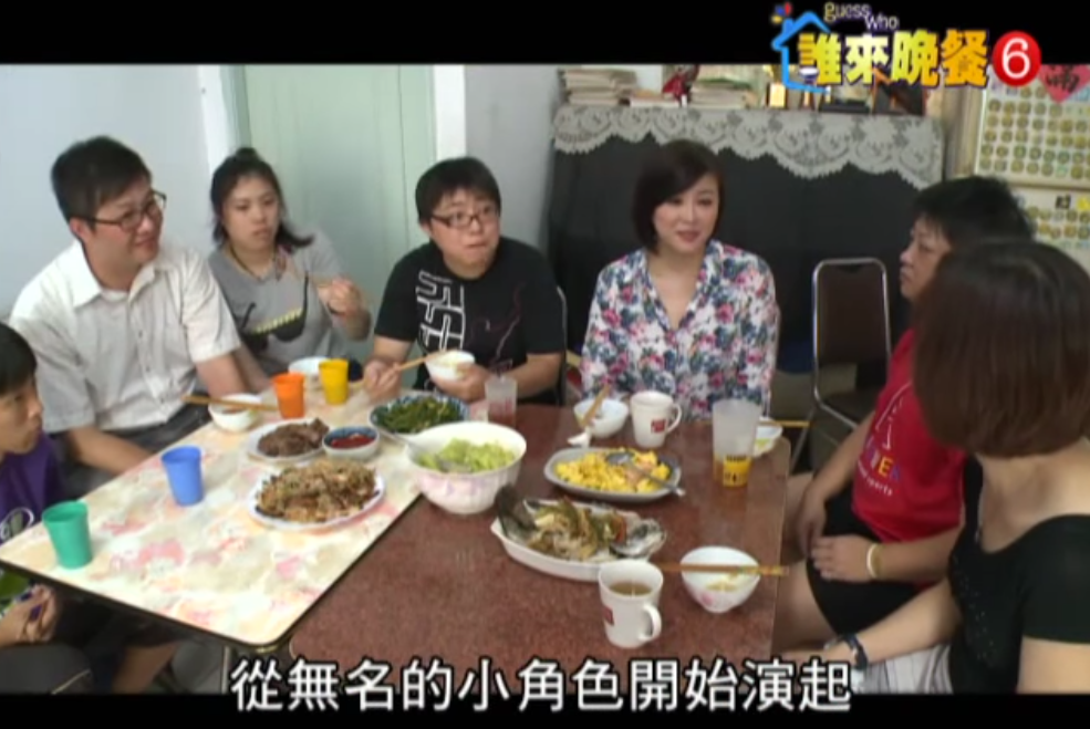 方馨當年「離婚扛家計揹3千萬債」撿片場剩便當吃  女兒：是不是我生病妳才回來