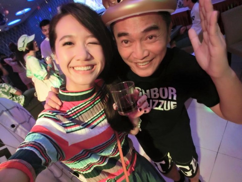 身價暴漲！Lulu月入50萬「堅持不買名牌包」　只要花錢就想到「一家人過去的生活」立馬打消念頭