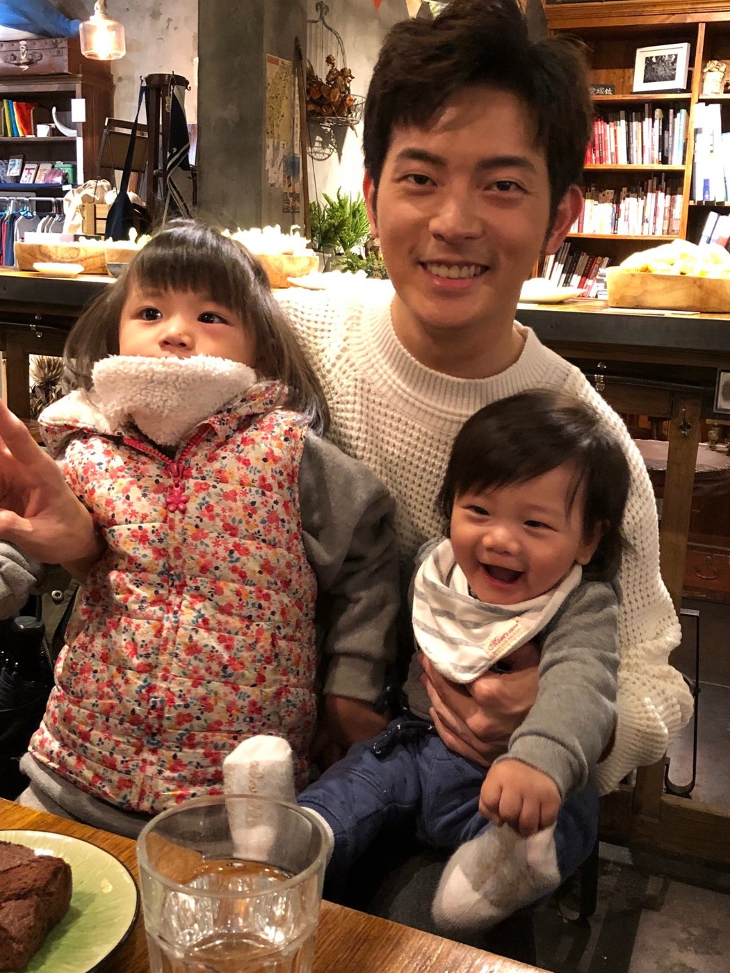 宥勝瞞著老婆「已經交代好身後事」失聯1個月　可能回不來「ㄧ切都交給上天」忍淚喊：我好愛妳