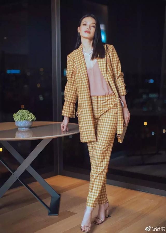 永遠的真女神！舒淇16歲開始賺錢養家　40歲迎來幸福：愛笑的女孩，運氣不會太差