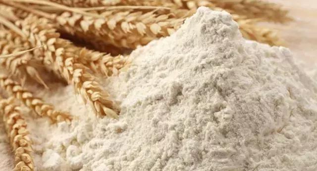 如何區分「高筋粉  中筋粉  低筋粉」？鮮為人知的知識「教你各種麵食做法」